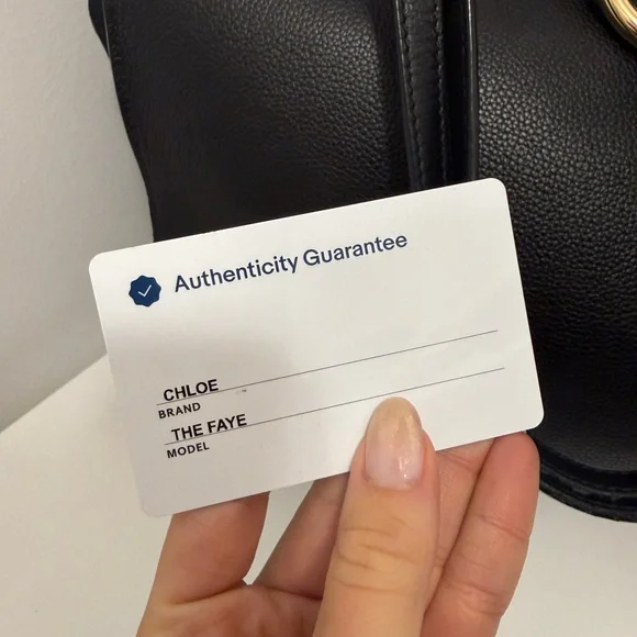 Chloe The Faye Large Leather Tote Bag. - Picture 10 of 11